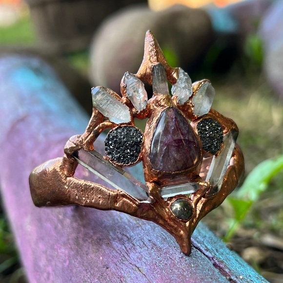 Handmade Copper Natural Gemstone Healing Bracelet with Labradorite etc. - Picture 3 of 7